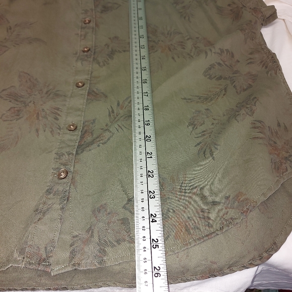 Eddie Bauer Women's Olive Green Top Cap Sleeves Lyocell - Picture 5 of 6